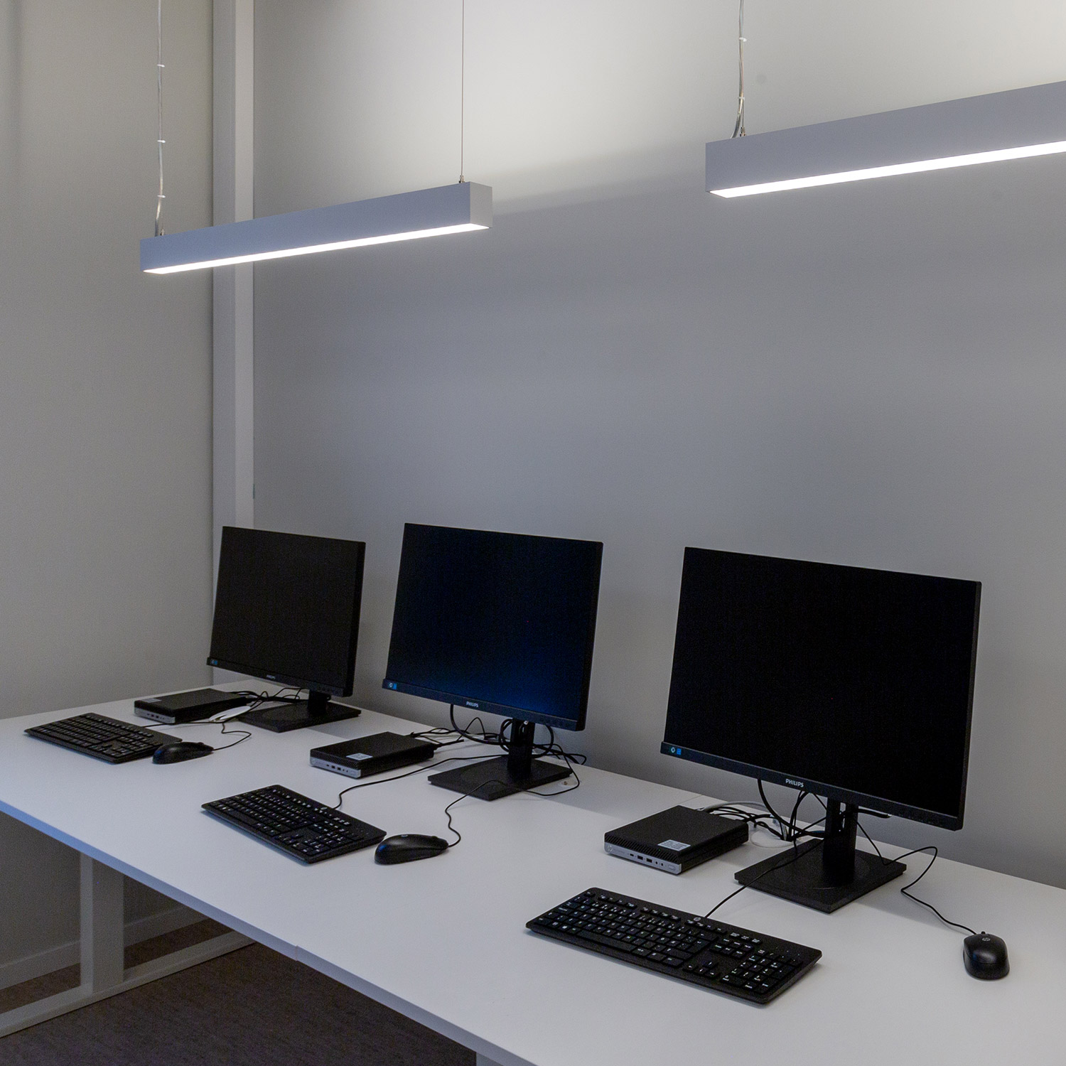 Benu Office Pullswitch