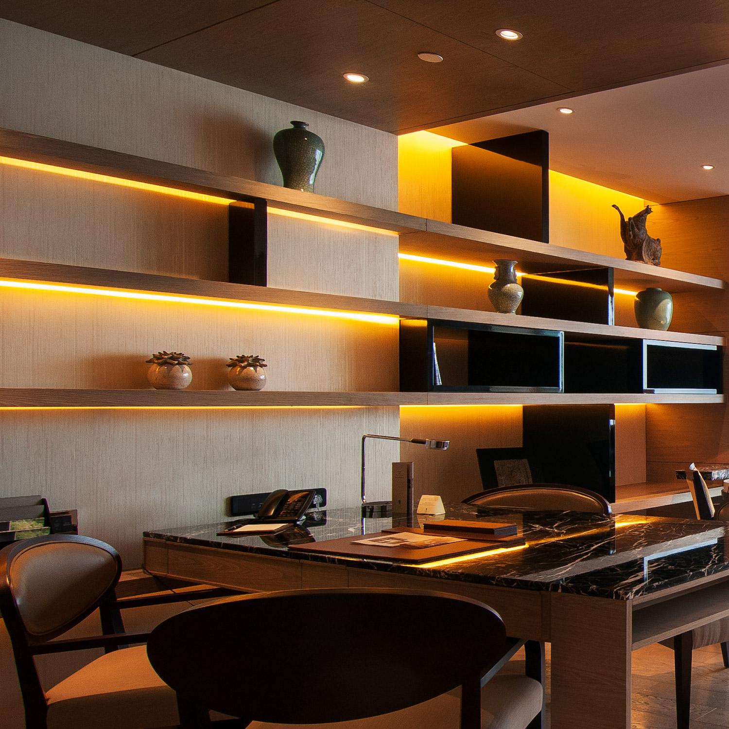 Profile U1 Alu 2m 17,4x8,2mm incl f. cover,end cap, clips