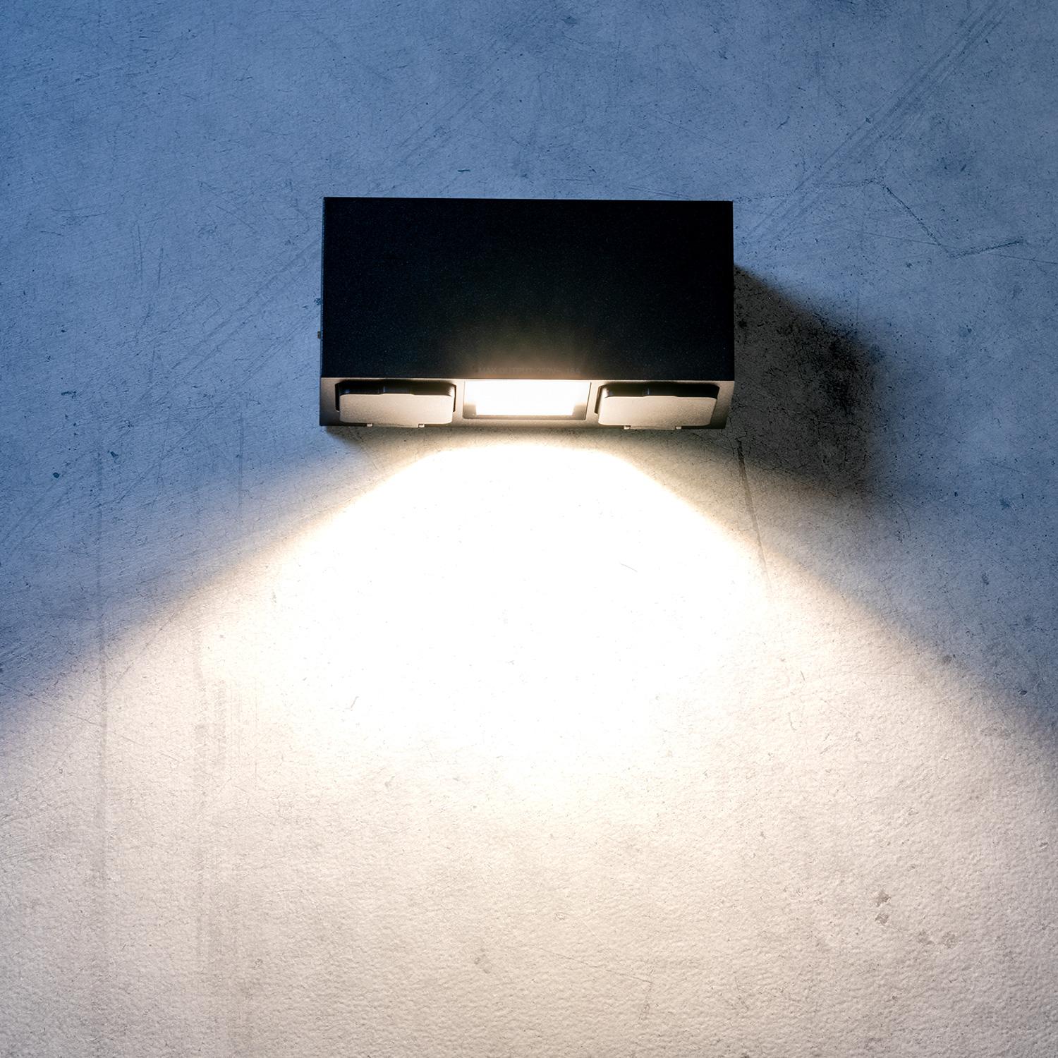 Talos 1100lm 830 100° 8W Black IP54 w/Sockets Phasecut